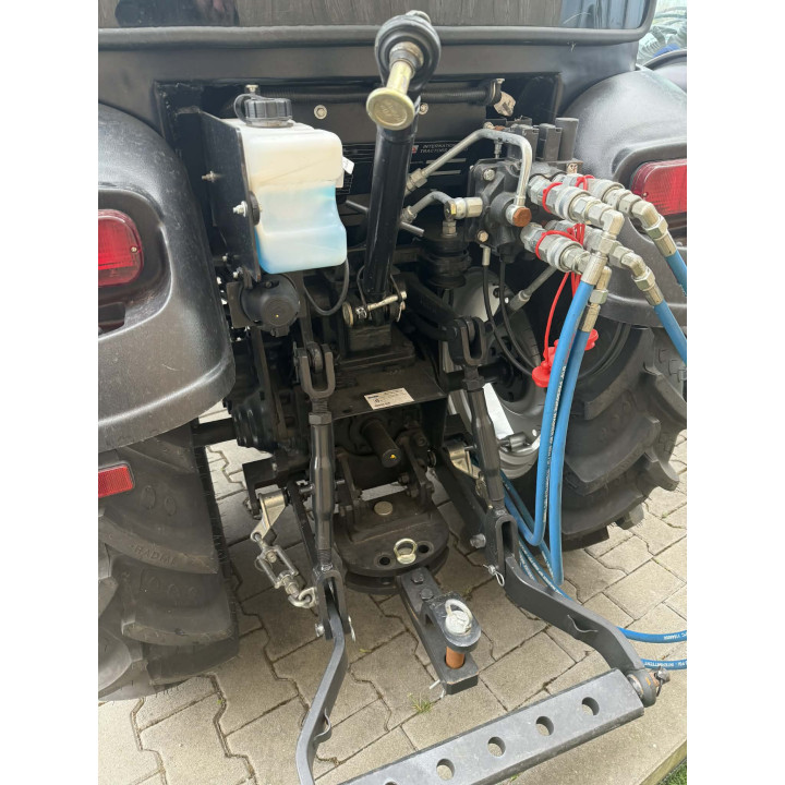 Malotraktor Solis 26+ 9+9 4WD, originální kabina