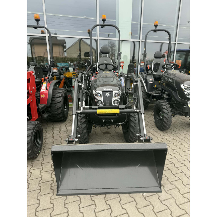 Malotraktor Solis 26 9+9 4WD, GT – vysoký výkon čerpadla, hydraulický zámek, čelní nakladač a lžíce 120 cm, velká kola